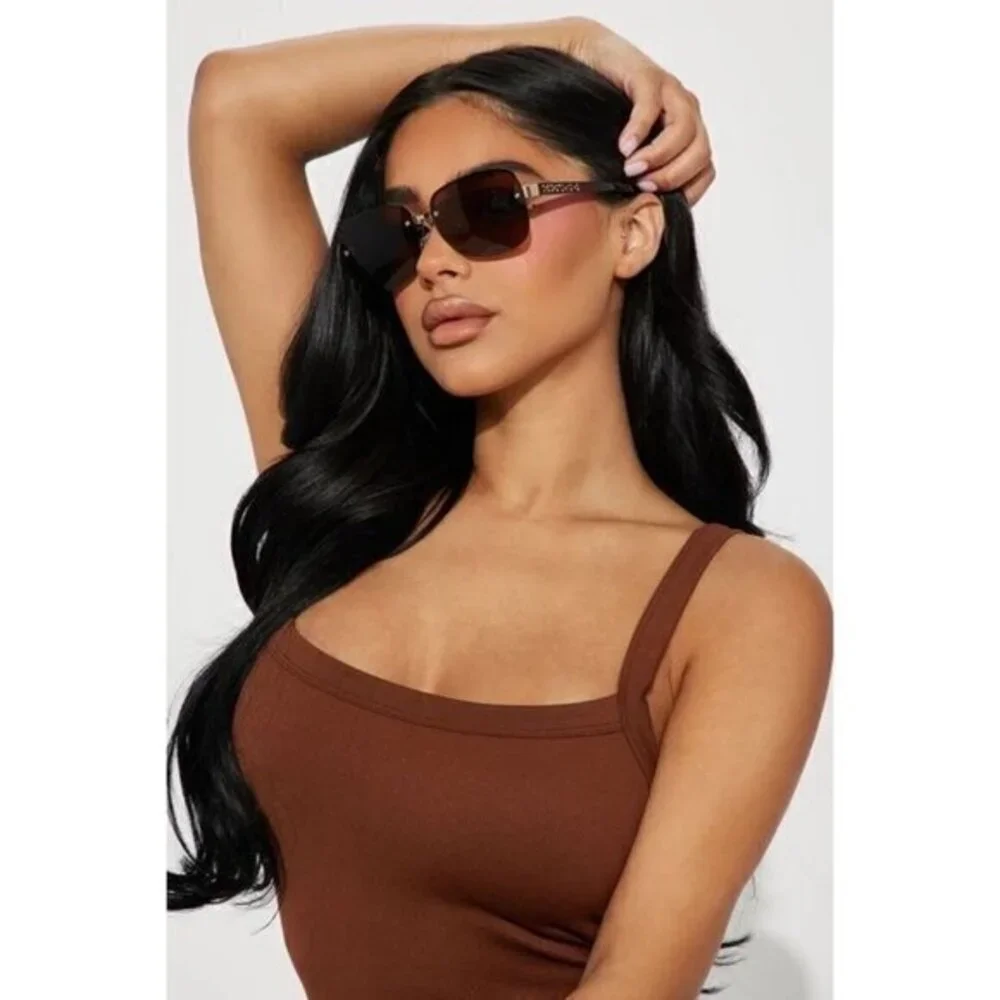 90s Babe Round Frame Rhinestone‎ Detail Rimless Frame Sunglasses Brown